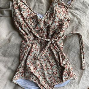 Jessica Rey Grace Long Torso Swimsuit in Petite Garden